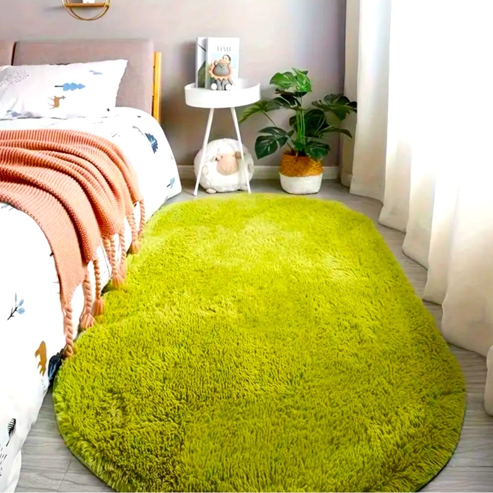 GREEN*** SUPER SOFT**oval throw rug